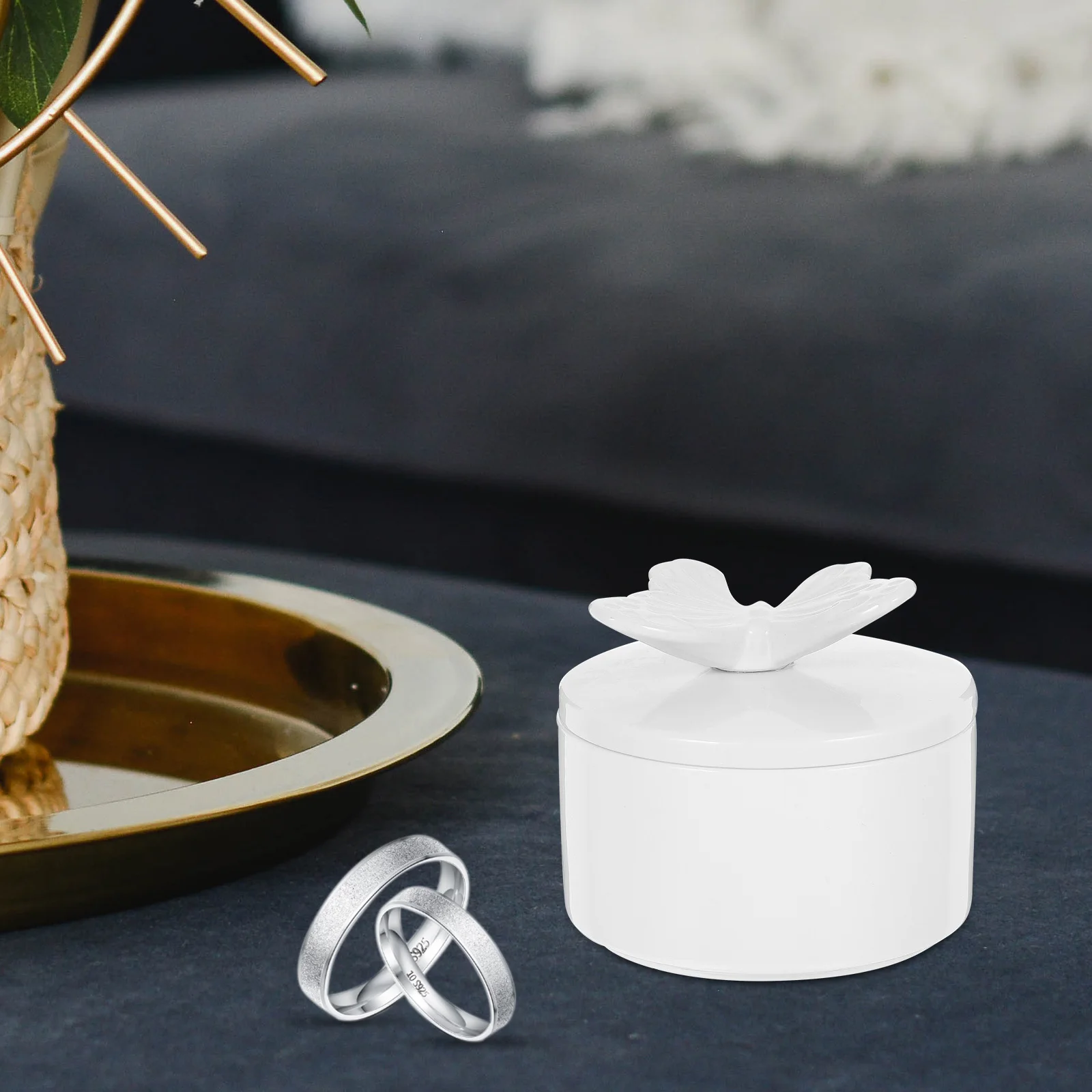 

Ceramic Jewelry Box Angel Design Exquisite Decorative Organizer Storage Case for Rings Earrings Necklace Home Wedding Gift