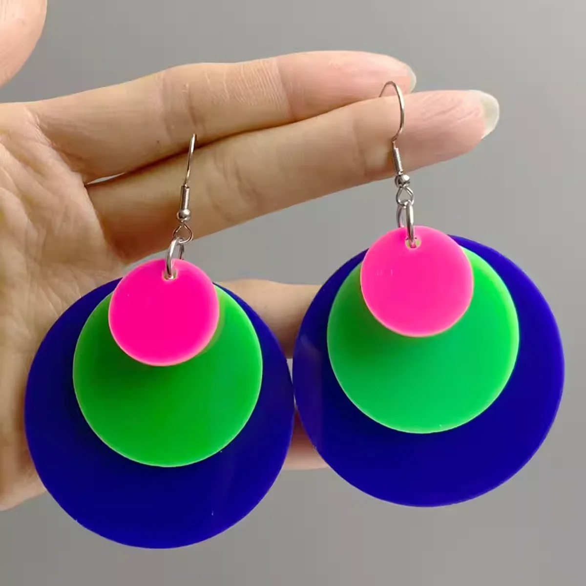 Exaggerated Acrylic Fluorescent Geometric Round Drop Earrings Multi-Layer Circle Slice Earring Personality Women Jewelry
