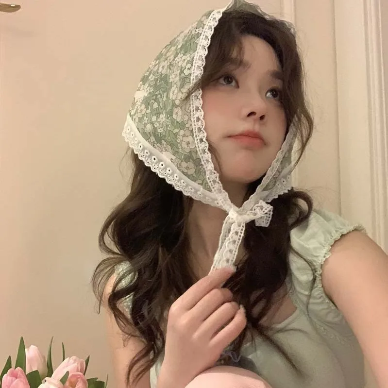 Triangle Headscarf Knitted Ladybug Pattern Rustic Lightweight Breathable Beach Vacation Photography Hair Accessory Women