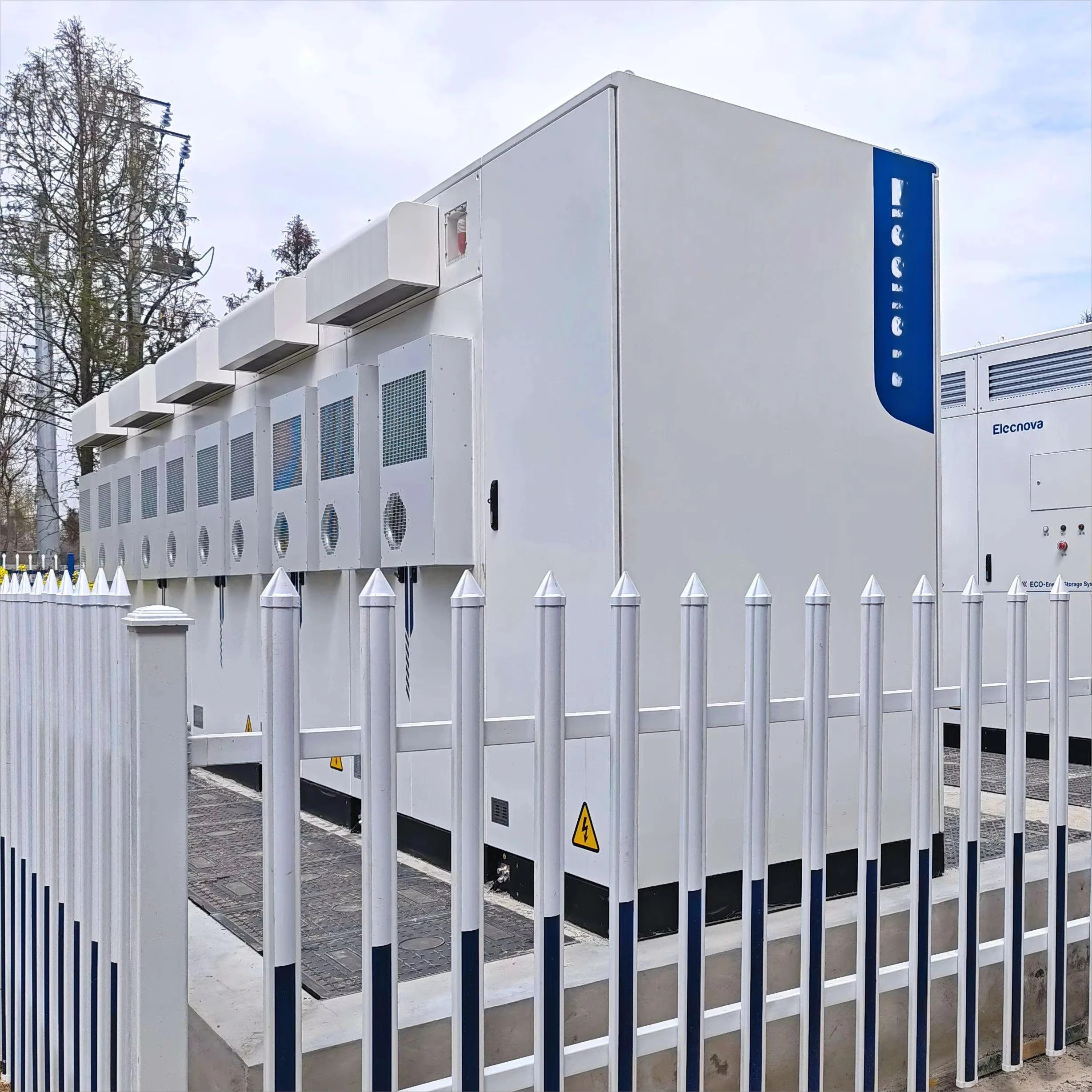Contenedor solar del sistema de almacenamiento de energía de la batería 215KWH de BESS Lifepo4 con las celdas de batería Lifeopo4 de 280Ah