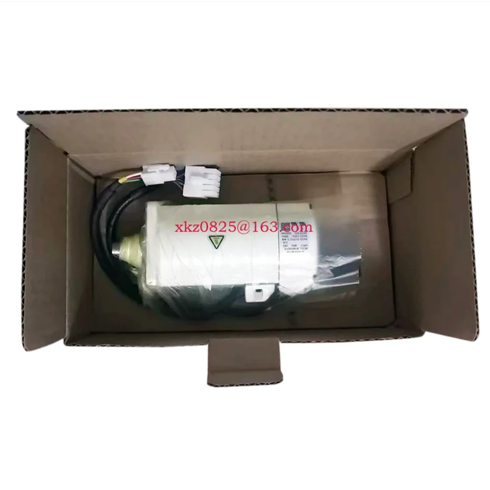

Brand New Original Servo Motor MBMK022BLAU