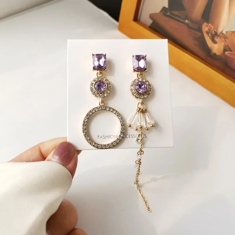 

Korean Fairy Purple Rhinestone Clip Earrings Temperament Retro Baroque Style Asymmetric Long Clip on Earrings No Piercing Lady