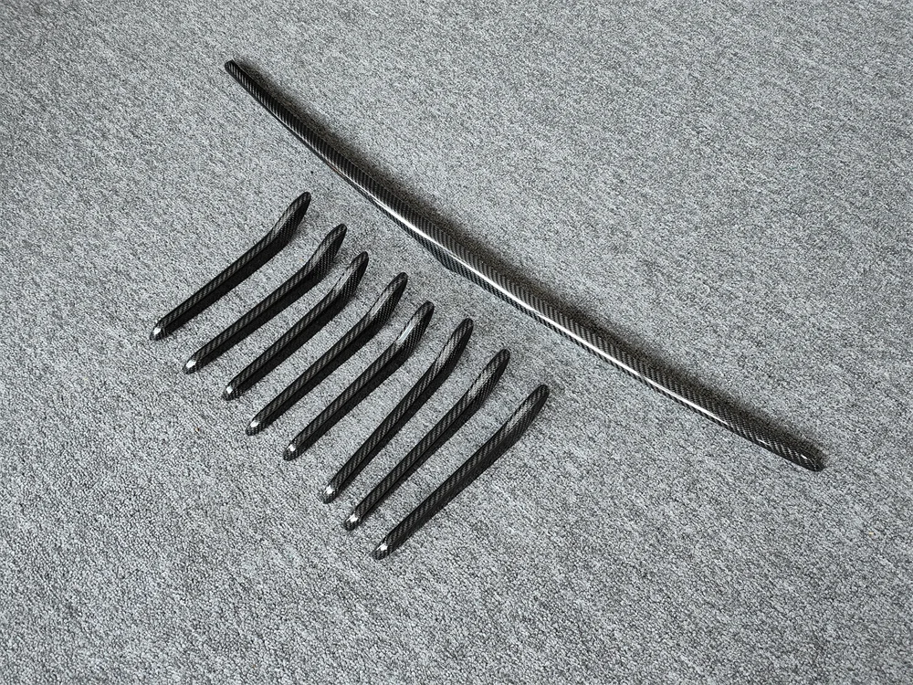 Verwendet für 13–19 Maserati Levante Original Carbon Fiber M-Stil Auto Kühlergrill Dekoration Außenzubehör