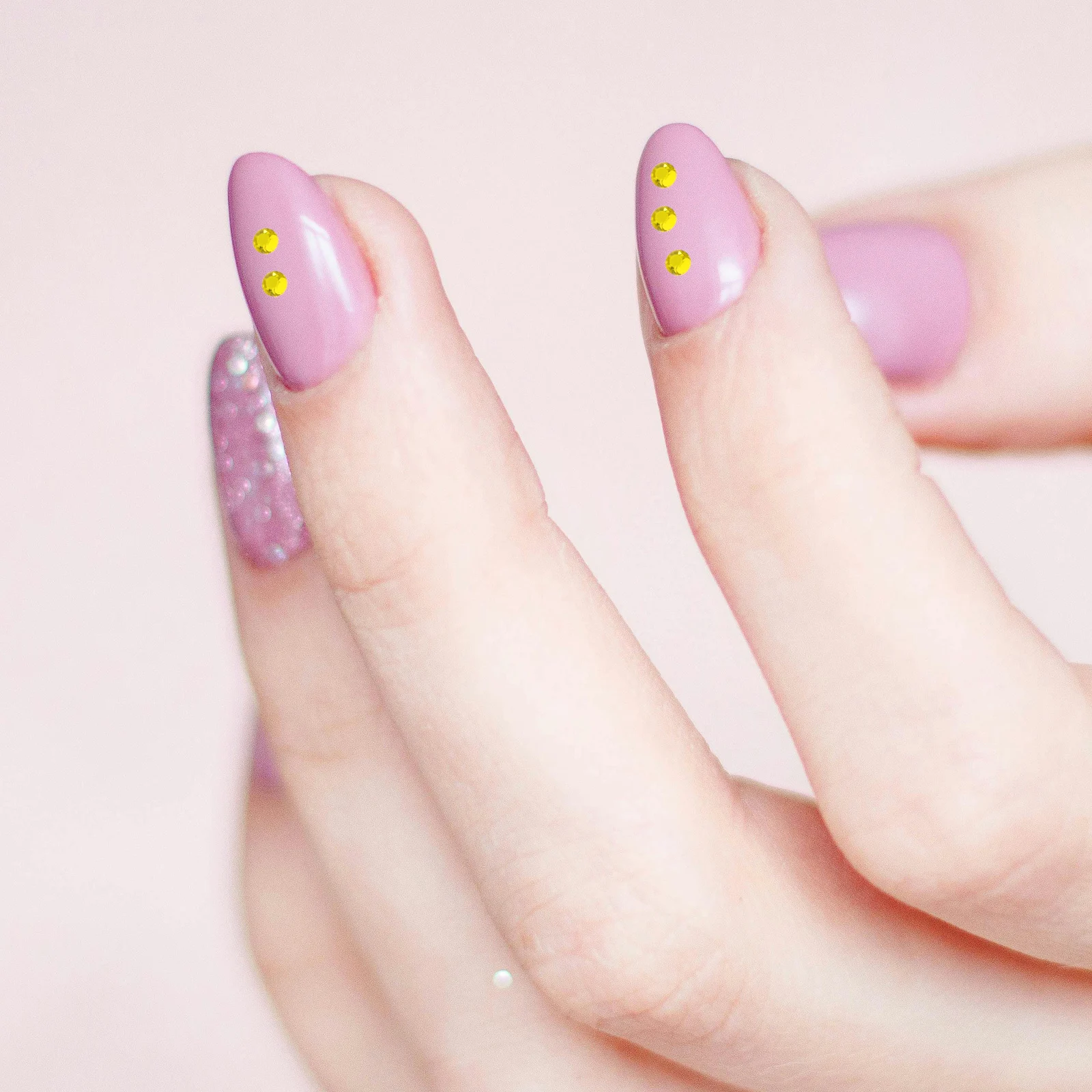 

2880Pcs Glass Rhinestones Nail Gems Multi Sizes Flatback Acrylic Nails DIY Nail Art Crafts Glass Rhinestones Diamonds for Nails