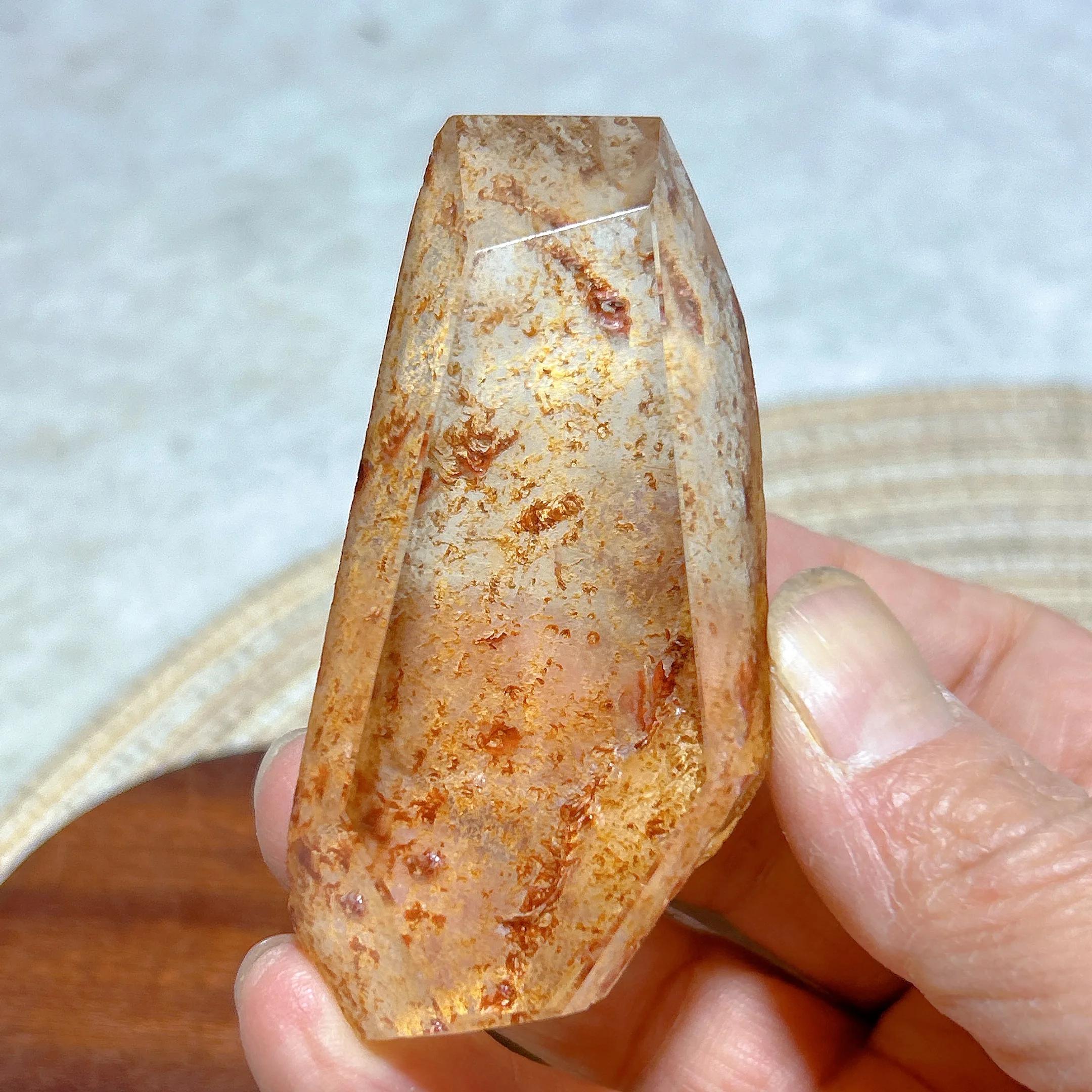 Healing Natural Crystal Brazil Clear Quartz Half Polished Free Form High Quality Reiki Mineral Energy Home Decorations Gift
