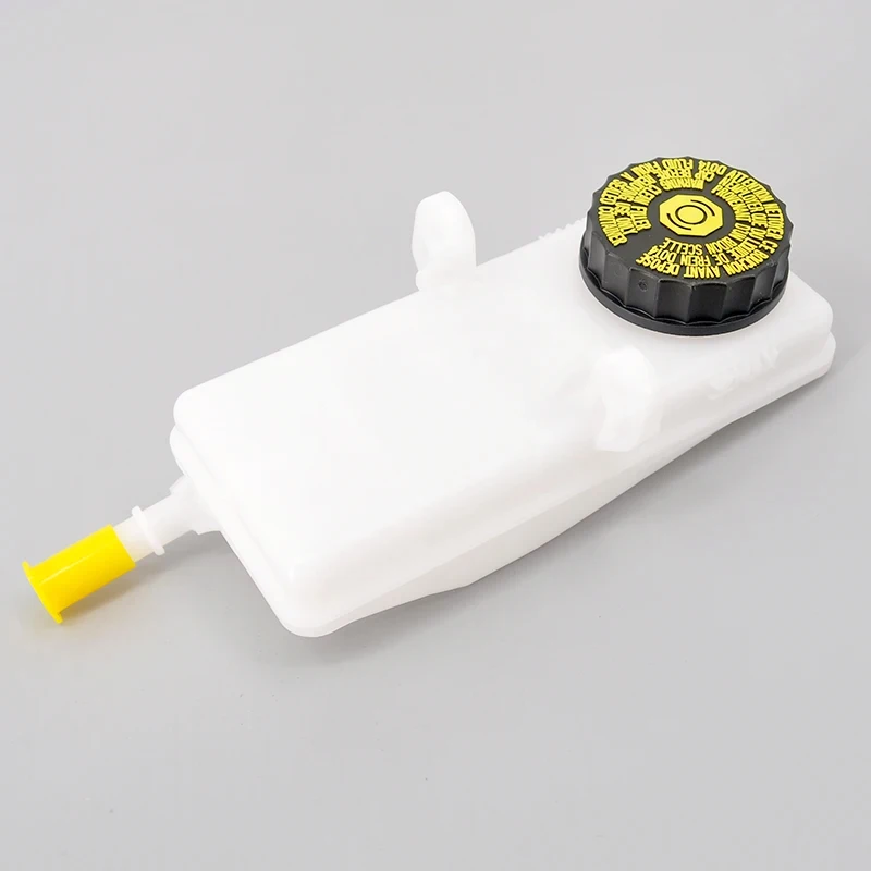 0204224574 463588 New Brake Fluid Reservoir For Peugeot 307 308 408 Citroen Triumphant Sega C4 2004-2010