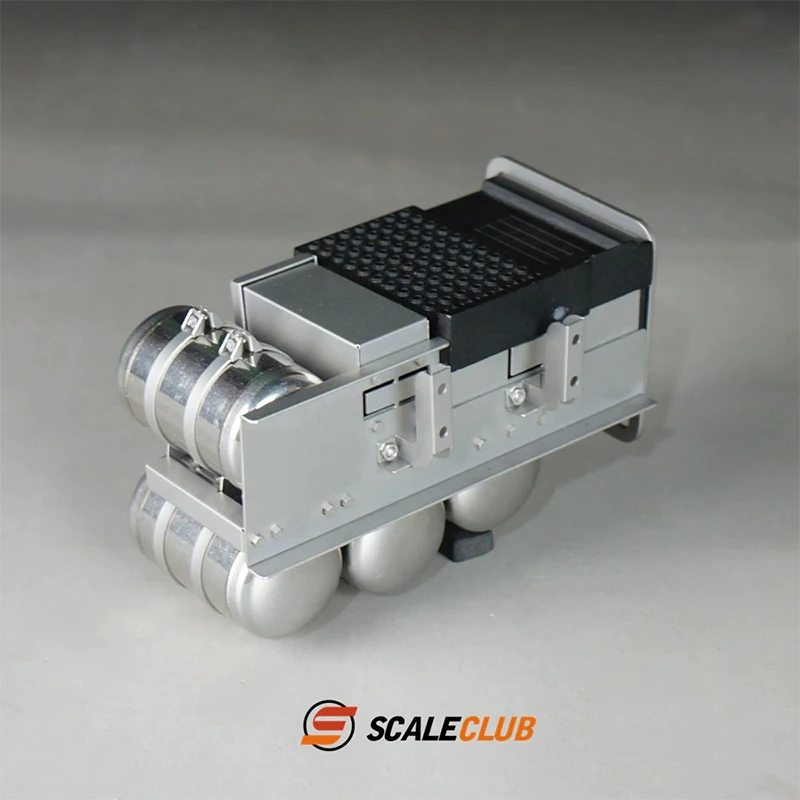 ScaleClub 1/14 trailer truck FH750 upgraded battery box gas tank belt pedal - Image 4