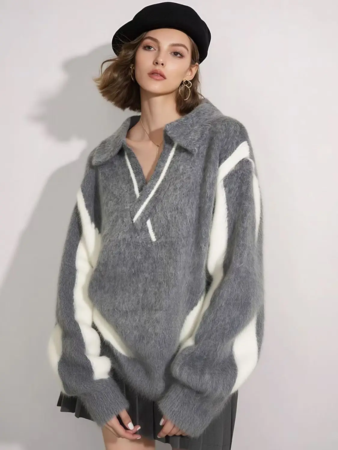 

Geometric Color Block Sweater Women's Grey White V-Neck Pullover High-End Textured Knit Top Ribbed Trim Loose Fit Blogger Style