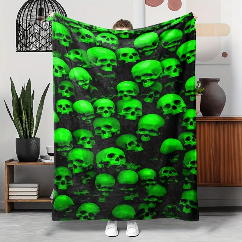 Vintage Skull Pattern Flannel Throw Blanket, Reversible All-Season Quilted Knitted Digital Print Horror Theme Multipurpose Blank