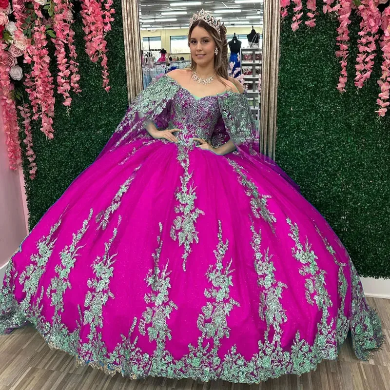 Vestidos Quinceanera de tule com capa, V Neck Lace Appliques Ball Gown, Sweet 15 Dress, Espartilho de cristal