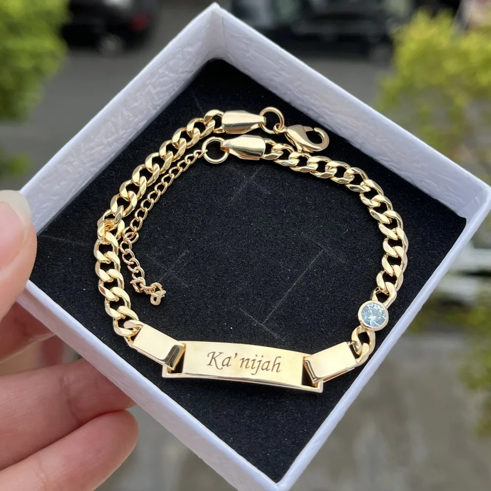 

DUOYING Custom Name Bracelet Birthstone Personalized Thicker Chain Engrave Letter Bangles Nameplate Jewelry Gift For Kids