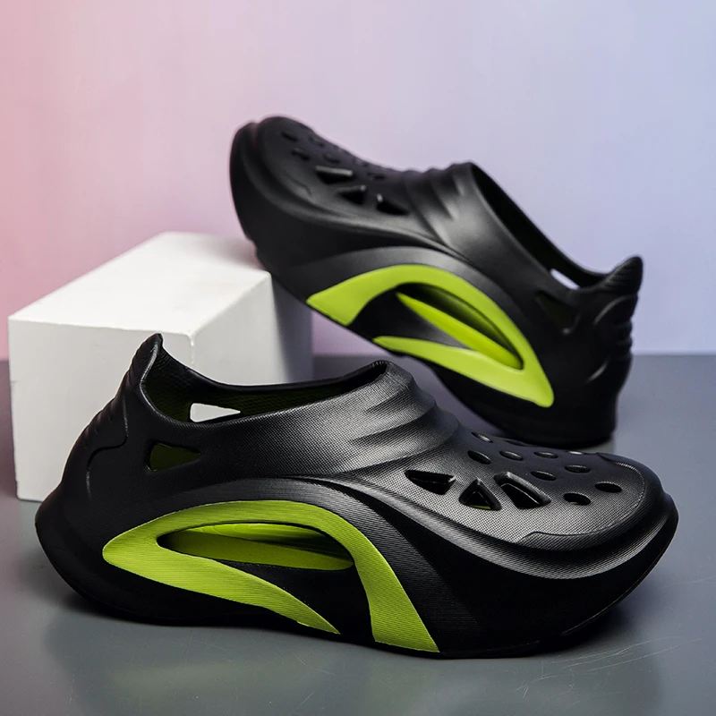 

Beach Footwear Slip on Sandals Men's Fashion Soft Sole Leather Sandals 2026 Autumn Casual Mens Shoes Light Non Slip Men Sneakers