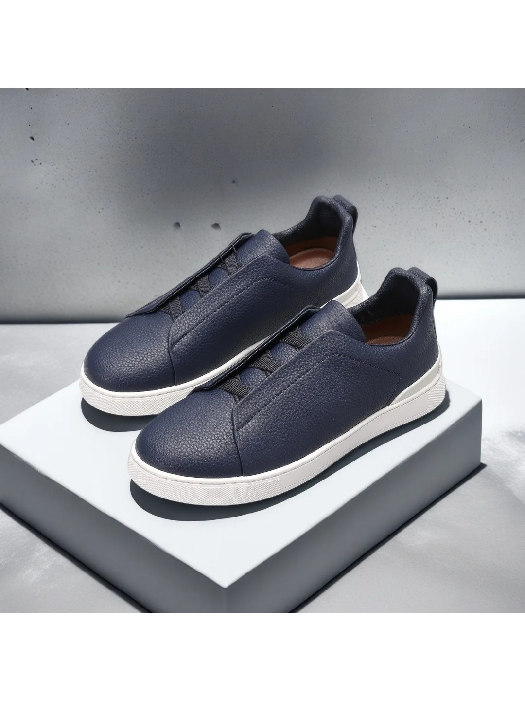 Luxe merk herenschoenen Handgemaakte casual sneakers Zakelijke instapschoenen Antislip ademende sportschoenen Loafers Vakantiegeschenken - afbeelding 2