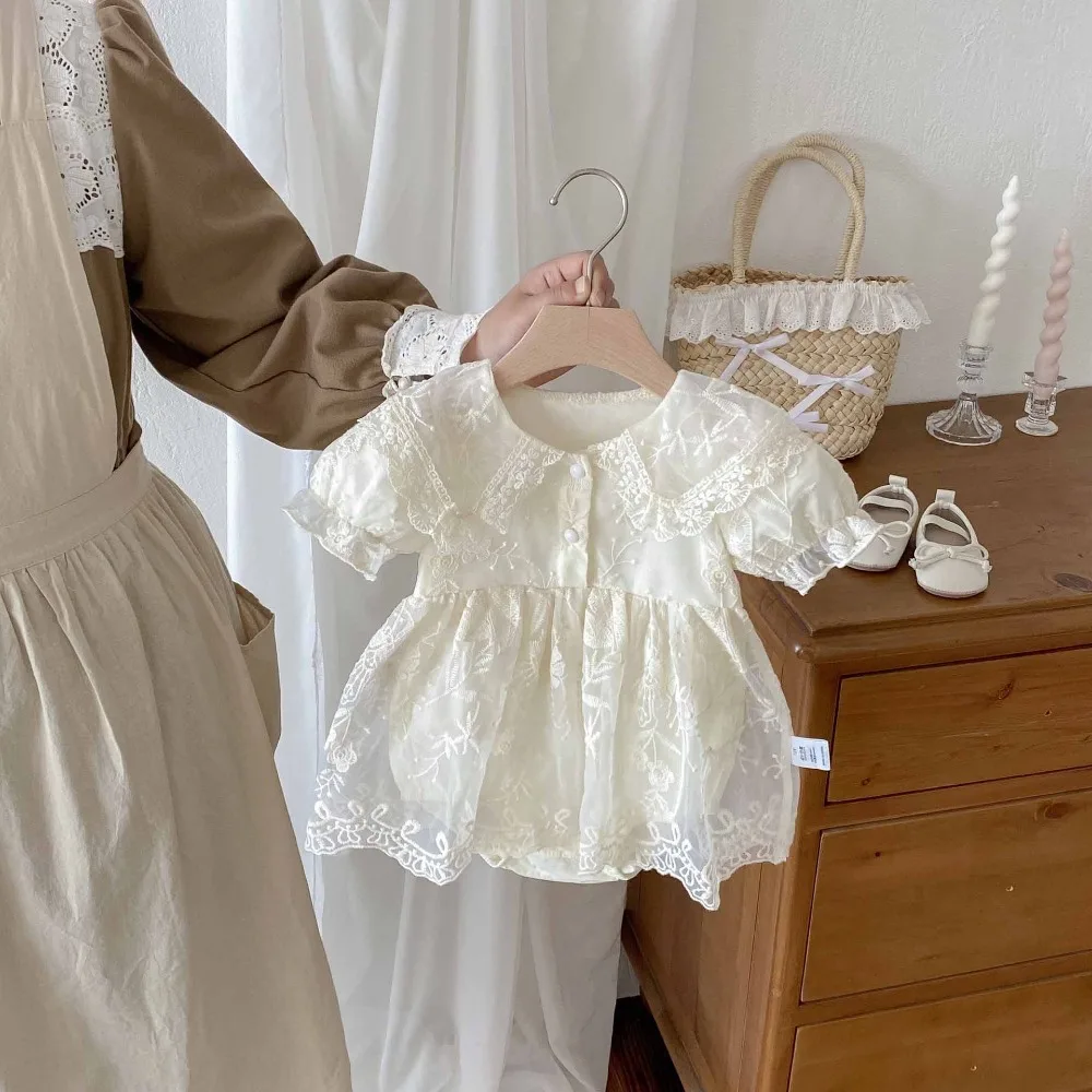 

Комбинезон принцессы для маленьких девочек 0-2 лет, однотонный комбинезон с короткими рукавами и воротником «Питер Пэн», кружевное боди с юбкой, наряд, летняя одежда