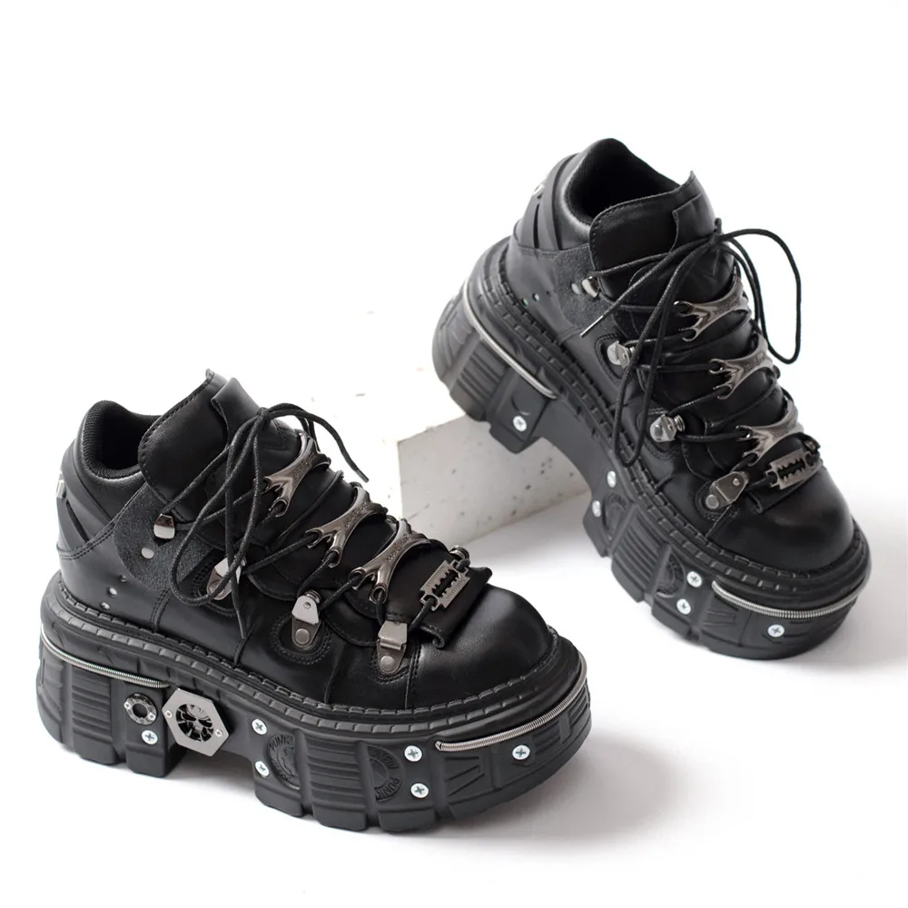 Women Ankle Platform Boots Woman\'s Thick Bottom Round Toe Lace-Up Metal Decoration Sneakers Ladies Rivet Punk Gothic Rock Shoes