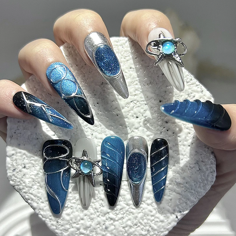 10個のロックパンクスタイルの手作りプレスオンネイルy2k甘いクールなスパイスガールズヘビーメタルフェイクネイル取り外し可能