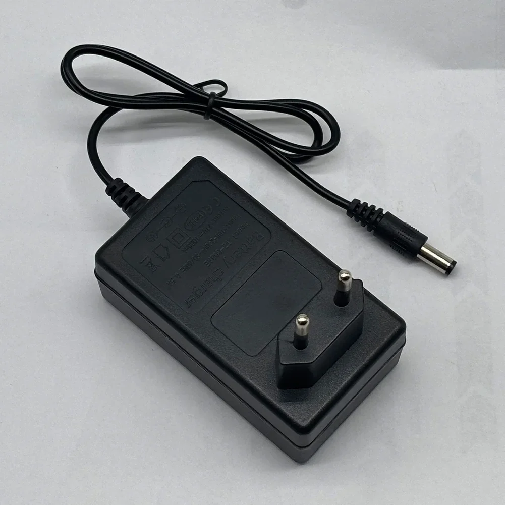EU-Standard 21V Batterieladegerät für Lithium-Akkus für Akku-Bohrschrauber und -Schraubenschlüssel, 0,5A Stromstärke für zuverlässiges Laden