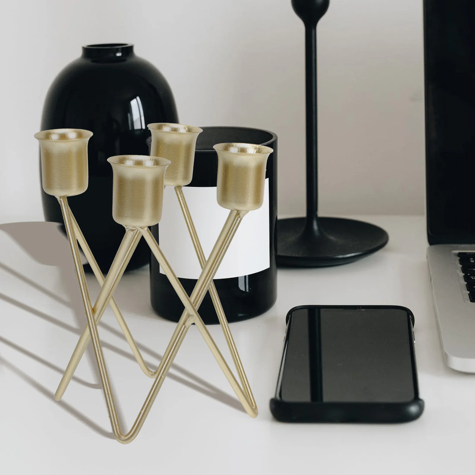 

1Pcs Exquisite Iron Craft Base Delicate Home Restaurant Candlestick Ornament Desk Candleholder Iron Craft Candleholder