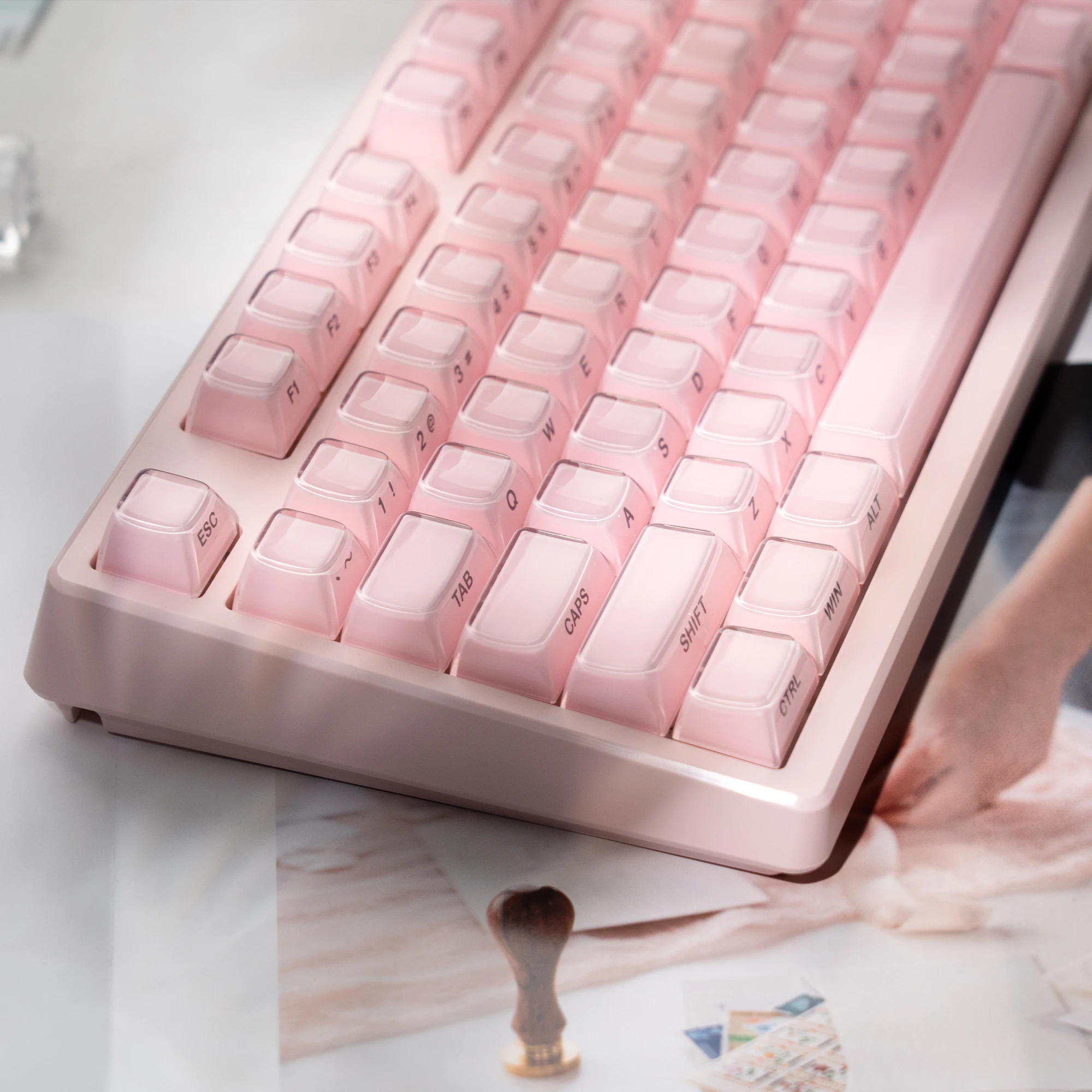 Womier SK80pro 75% Mechanical Keyboard Hot Swappable 3-Mode 2.4G/BT/USB-C RGB Backlit Keyboard with Multimedia Display