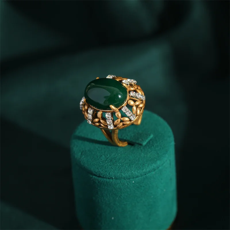 Vintage Gold Color Emerald Green Oval Natural Stone Rings for Woman Sqaure White Cubic Zinconia Retro American Accessories New