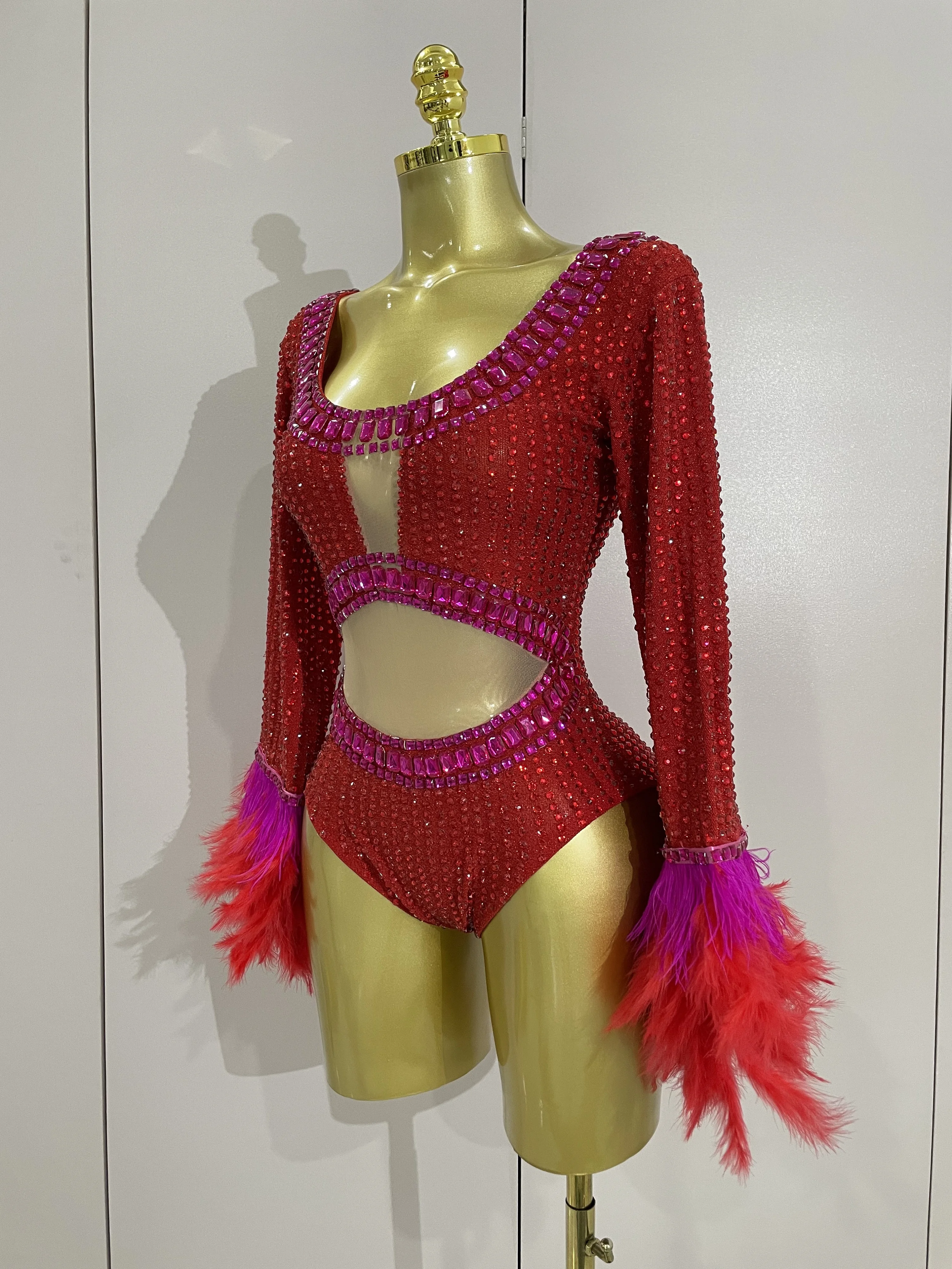 ผู้หญิงหรูหรา Rhinestones Feather ตาข่ายแขนยาวเซ็กซี่ NightclubSinger Dancer Leotard STAGE เครื่องแต่งกาย
