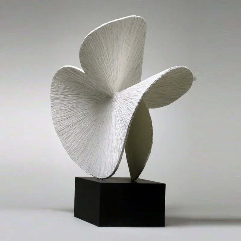 Nordic Light Luxury Creative Ginkgo Leaf Model Synthetic Resin Modern Simplicity Living Room TV Cabinet Decoration Ornaments