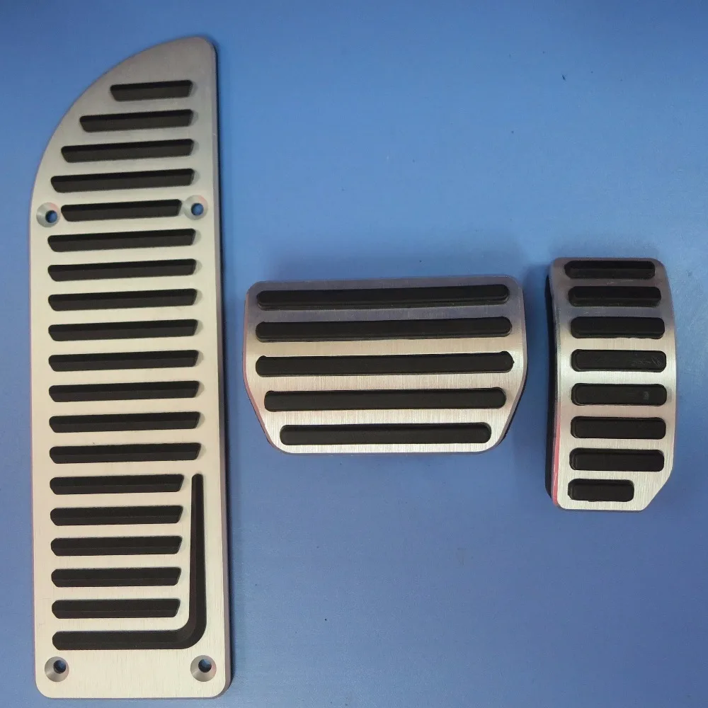 DEE Car Accessories Aluminium alloy accelerator gas brake pedal for VOLVO XC60 XC70 S60 S80 V60 V70 AT pedal plate pads covers