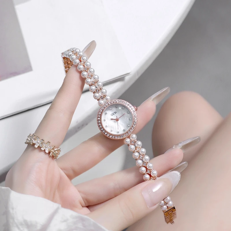 クラシックトレンドレディースウォッチライトラグジュアリーニッチエレガント防水2025新しいクォーツ時計誕生日ギフト