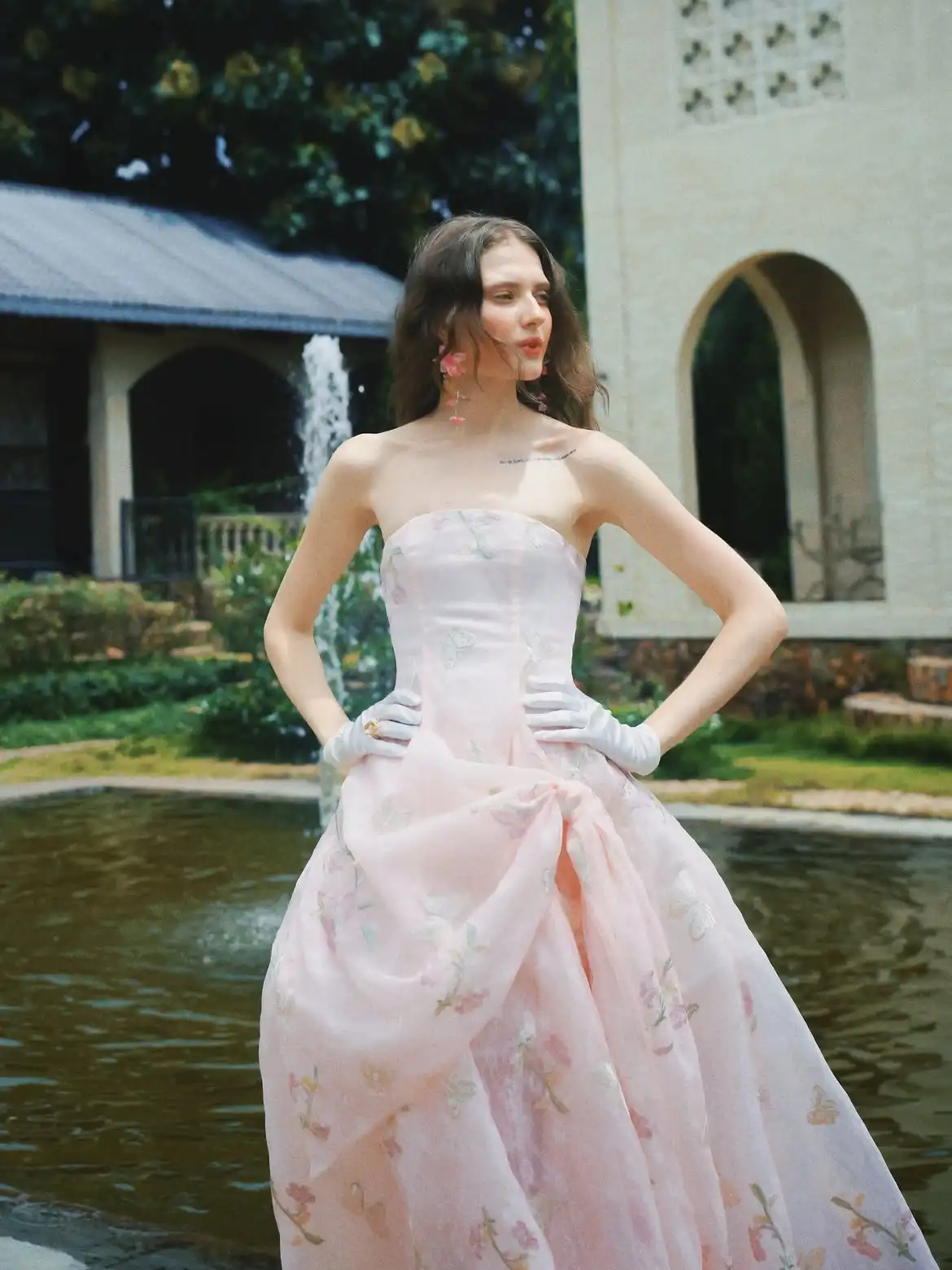 Pink Floral Organza A‑Line Evening Dress Prom Dress Strapless Corset Bodice 3D Embroidery Bow Knot High‑Low Hem Tea‑Length Party