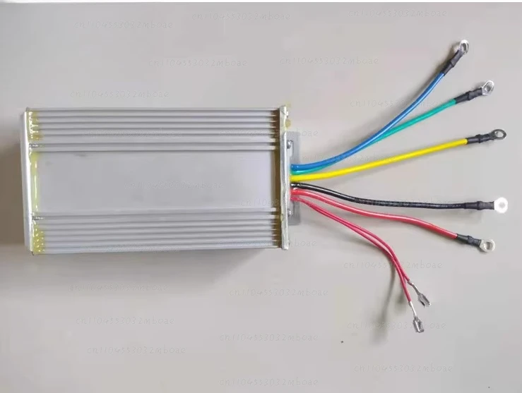 

Бесщеточный регулятор скорости DC12V-24V 250W, трехфазный высокомощный драйвер для бесщеточных двигателей, 126мм*68мм*36мм