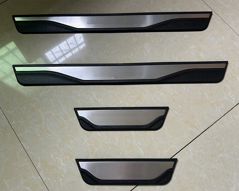 

Для Mazda2 2024 2025 2023-2014 2007 ABS из нержавеющей стали, накладка на порог автомобиля, защитная накладка на порог педали, аксессуары для отделки