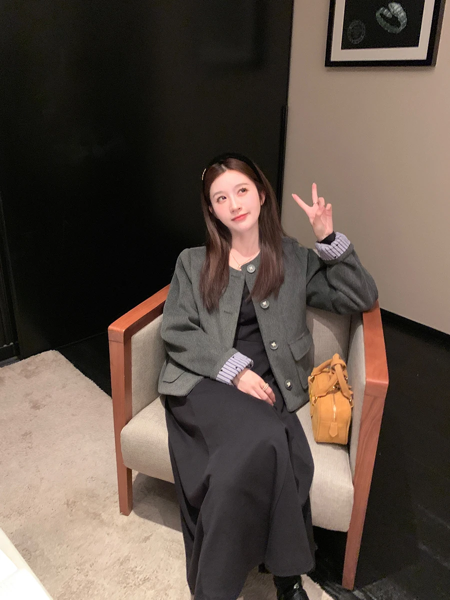 

YANUOYU Lazy ey Tone Single-Faced Woolen ort Coat Women's High-Quali ort Top Faionable Commute Sle Long Sve ro...