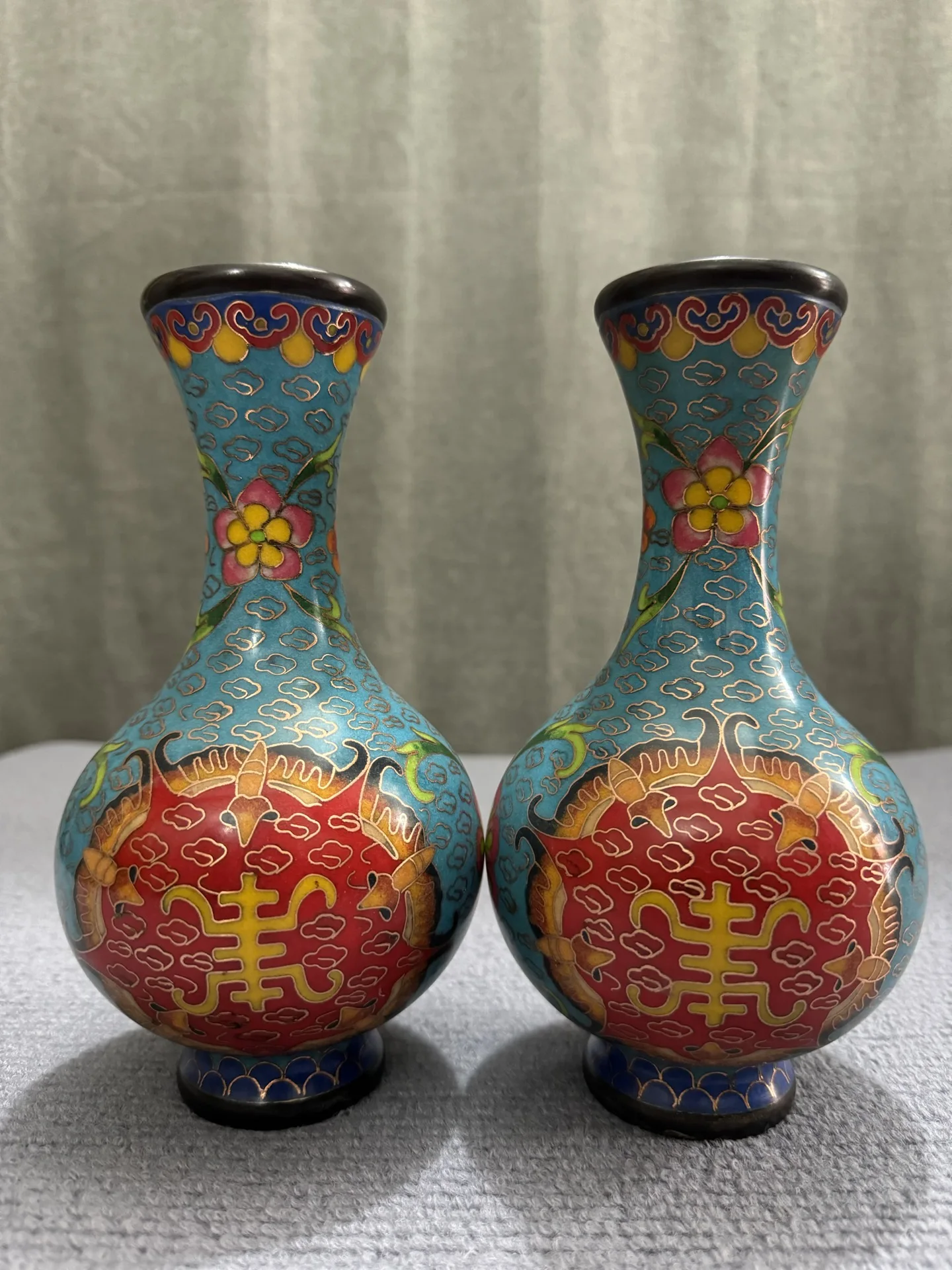 

8"Tibetan Temple Collection Old Bronze Cloisonne Enamel Longevity Flower Patterned Big belly Bottle Vase A Pair Ornaments