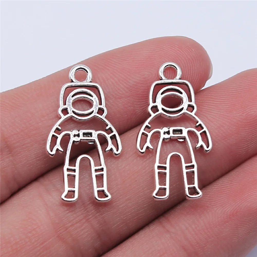 10pcs 26x14mm Antique Silver Color Astronaut Charms Zinc Alloy DIY Handmade Jewelry Making Accessories