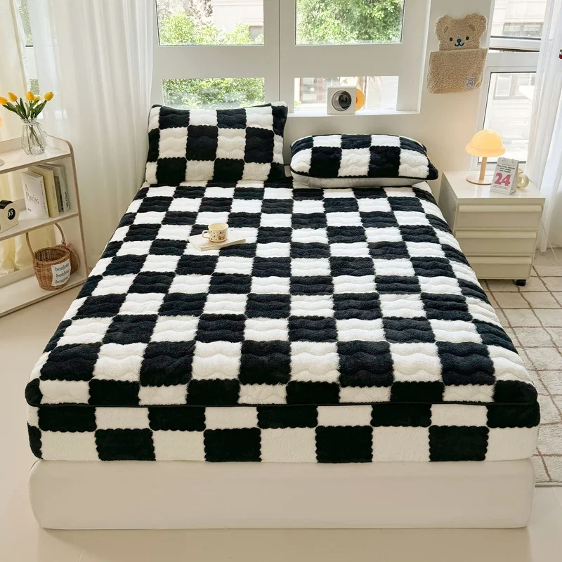 Checkerboard Coral Fleece Fitted Sheet for Winter Thickened Warm Mattress Protector Cover Single Double Soft Plush Bed Sheet Set