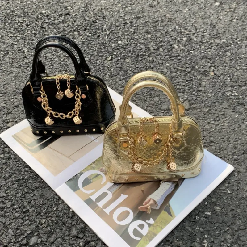 

Роскошный дизайн в стиле ретро, женская сумка в форме ракушки, женская сумка через плечо с цепочкой в стиле Харадзюку, женская кожаная сумка через плечо большой вместимости Y2k, 2025