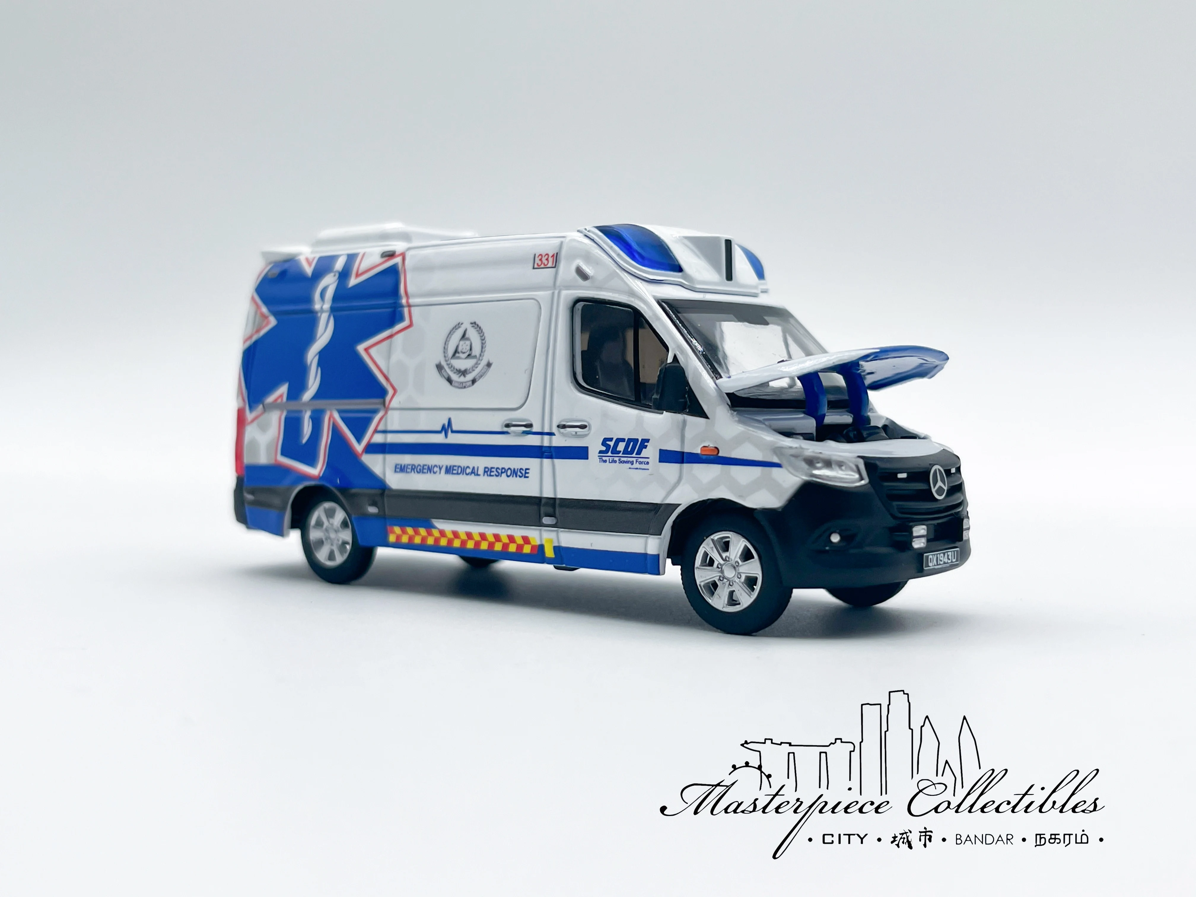 Masterpiece Collectibles 1/64  SPRINTER SCDF EMERGENCY AMBULANCE Collection of die-cast alloy car model ornaments