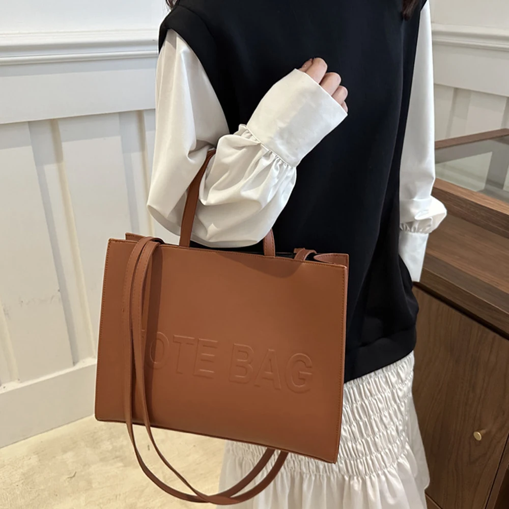 2024 new large capacity simple single shoulder crossbody bag texture handbag letter indentation class commuting tote bag