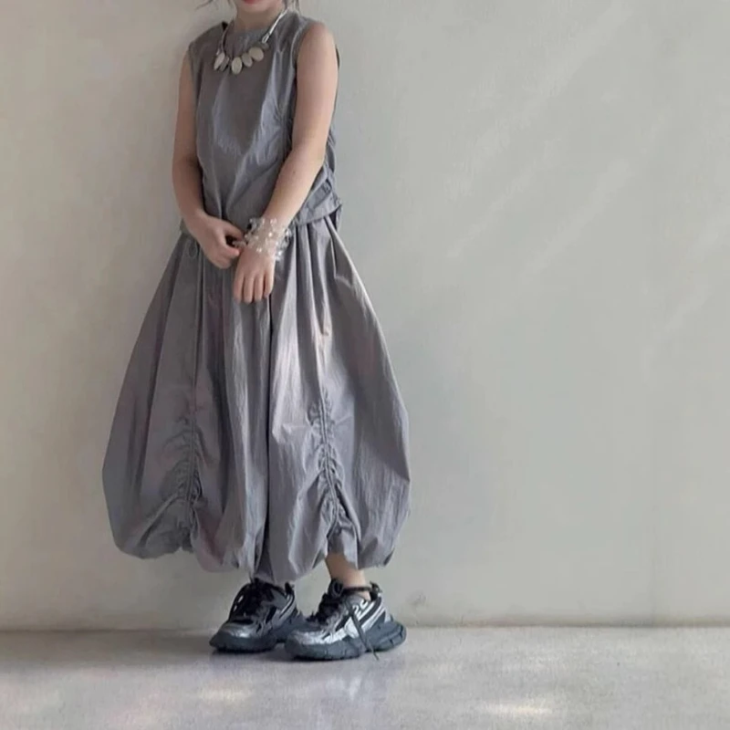 

Premium Summer Outfit for Girls: 2025 New Style Children's Chic Two-Piece Set, featuring a Skirt and Workwear Design.