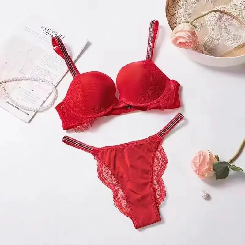 Set di biancheria intima delicata con strass in pizzo sexy, reggiseno con ferretto e imbottitura push up, set di mutandine reggiseno senza cuciture