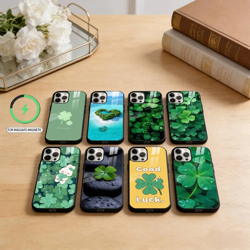 

Plant-Four-Leaf Clover Phone Case For iPhone17,16,15,14,13,12,11 Plus,Pro Max Magnetic For Magsafe Wireless Charging