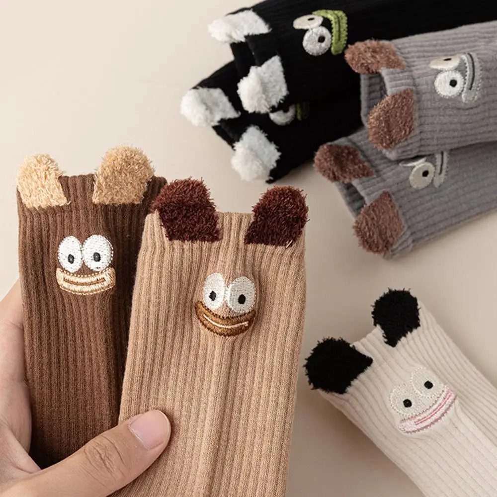 1pairs Cartoon Embroidered Socks Soft Cotton Socks Autumn Coffee Stockings Lovely Women Socks INS Korean Casual Women Hosiery