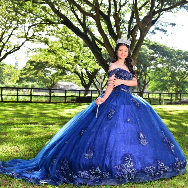 فستان Quinceanera أزرق داكن لامع بدون أكتاف ترتر ثلاثي الأبعاد مزين بالزهور طبقات تول فيستدوس دي 15 Quinceanera تخصيص #3