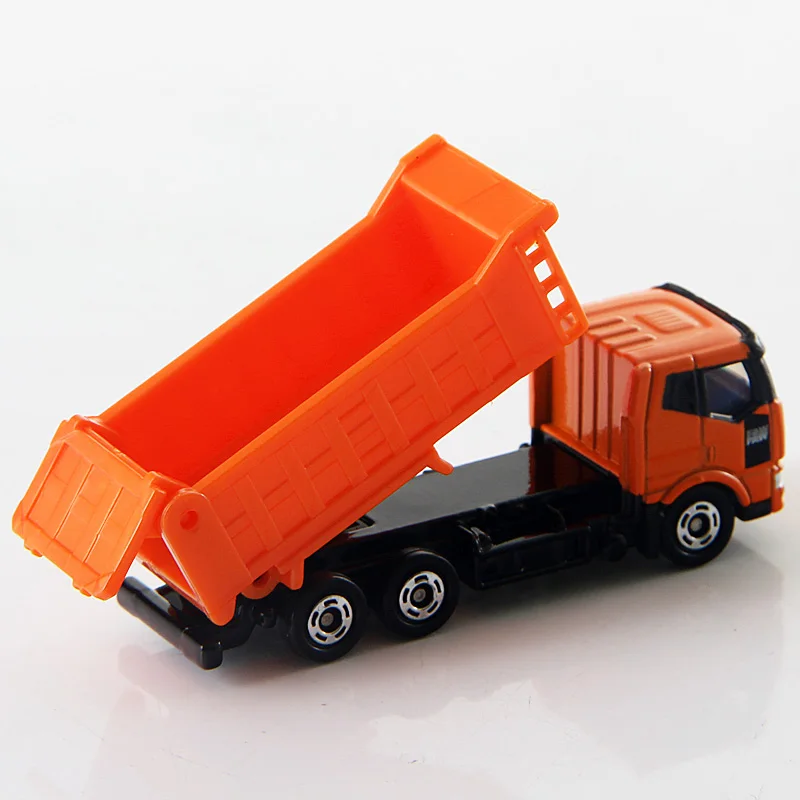 TAKARA TOMY Cars Toys for Chinldren Alloy Small Truck Toy Tomica Dream Car China FAW J6 Vintage Car Birthday Gifts for Boys