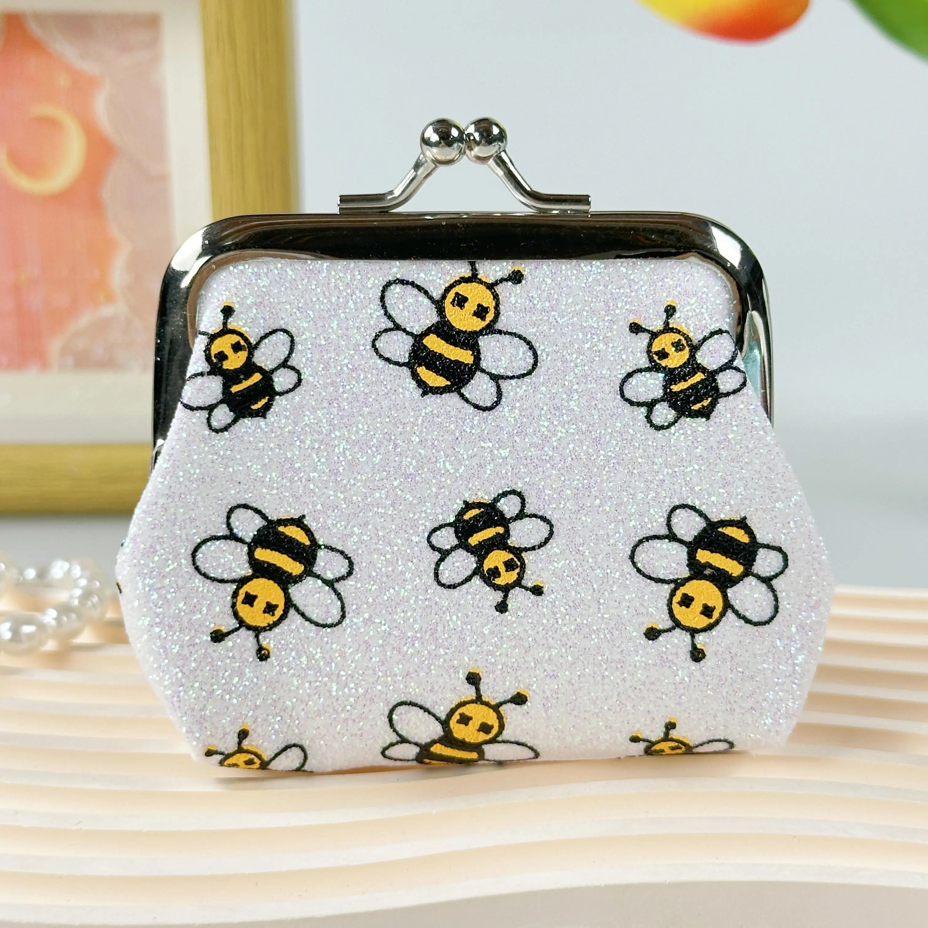 Small Bee Coin Purse Coin Bag Buckle Small Bag