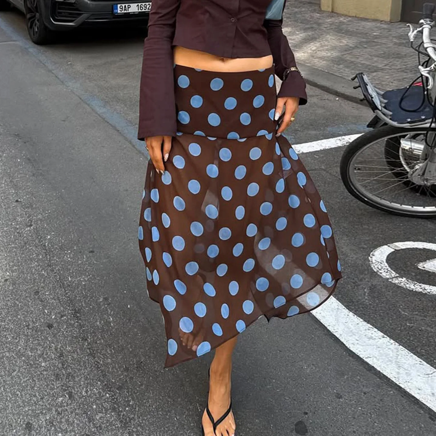 

European and American street pure holiday storm point irregular contrast perspective mesh overskirt female Joker