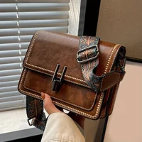 Mini bolsos cruzados para mujer, correa ajustable, bolso pequeño de diseño cuadrado, bolso de hombro de moda, nuevo mini bolso de cuero de diseñador