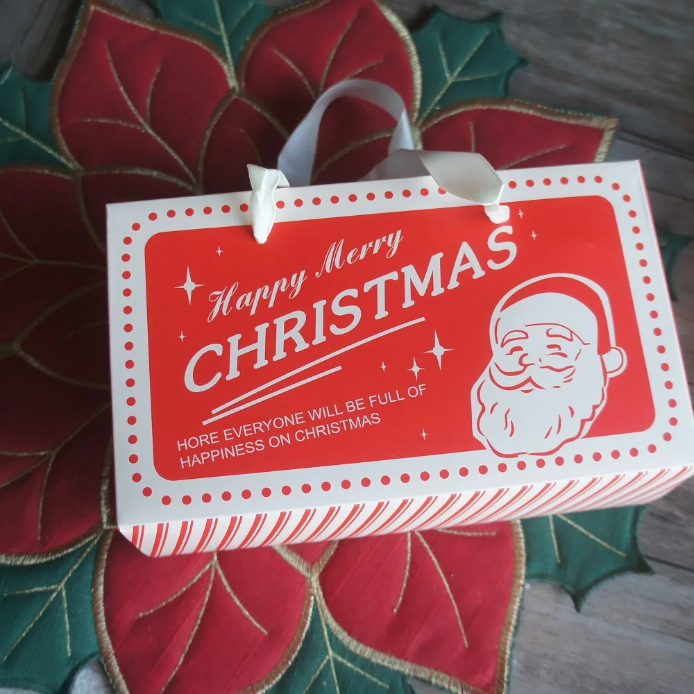 Christmas Santa Red Suitcase Design 10 Pcs Paper Box with Handle Candy Bake Chocolate Cookie Packaging Gifts Party Decoration