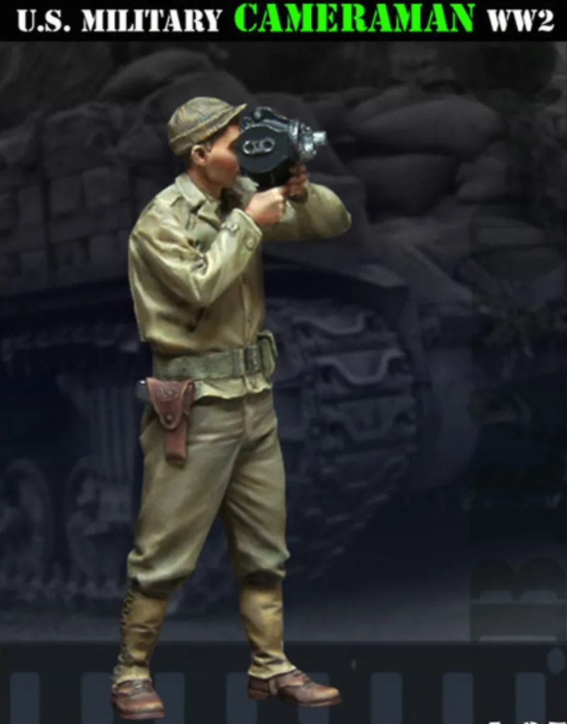 1/35 Scale Resin Figure Model Kit WWII Military Hobby Miniature Toy U.S. Military Cameraman Self-Assembled Unpainted