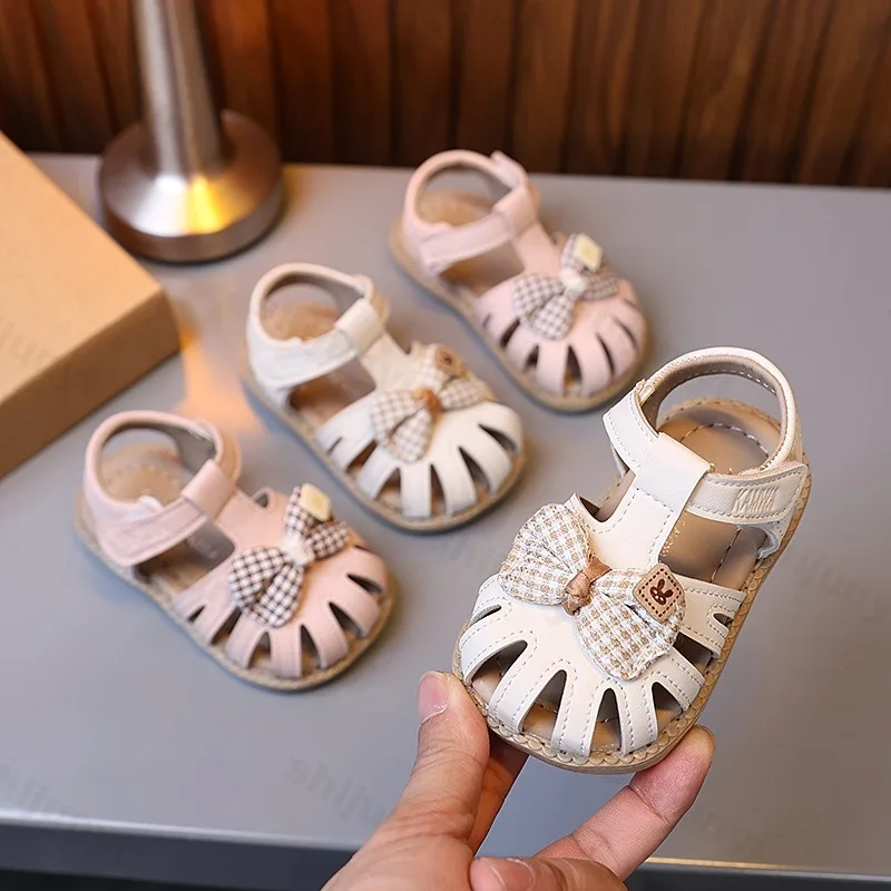 

Girls Sandals 2025 Summer Fashion Princess Toddler Shoes Soft Sole Baby PU Leather Shoes Butterfly Knot Outdoor Flat Beach Shoes